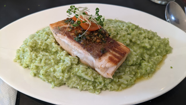 Esmeralda 661, 6161023 Natales, Magallanes y la Antártica Chilena