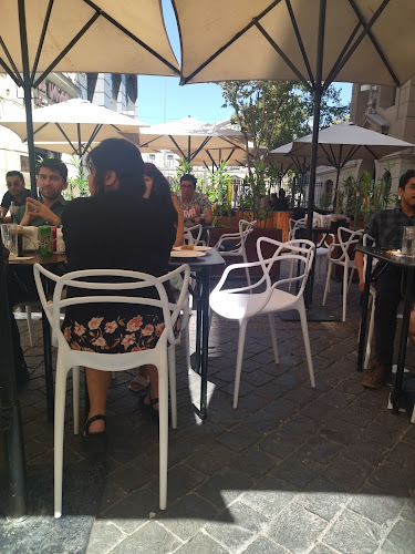 Opinii despre Miaky în Santiago - Gastronomía y hostelería