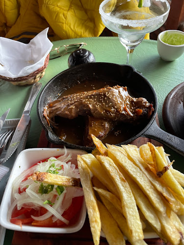 Adkantú, Restaurant Coñaripe - Gastronomía y hostelería