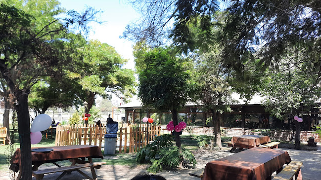 Restaurante El Toldo - Parrilladas, Pastel de Choclo, Porotos Granados, Plateada, Arrollado Pernil, Comida Típica Chilena - Gastronomía y hostelería