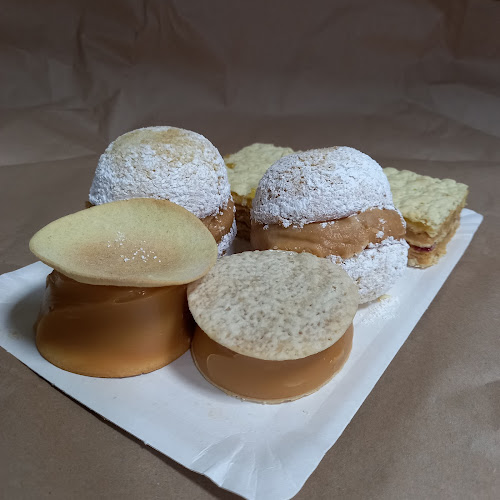 Av. Las Condes 7327, 7550000 Las Condes, Región Metropolitana