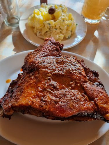 Comments and reviews of Restorant Cantaros De Tambillo