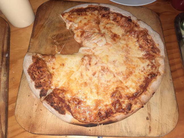 Base Camp Pizzeria - Gastronomía y hostelería