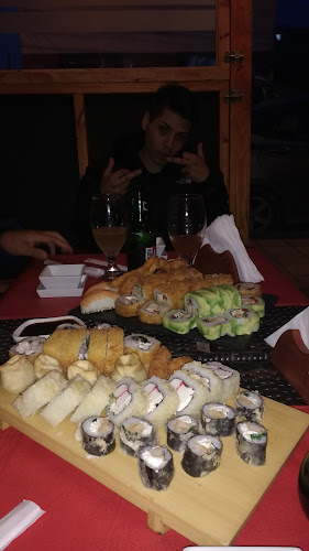 Ookii Lounge Bar & Gourmet Sushi - Gastronomía y hostelería