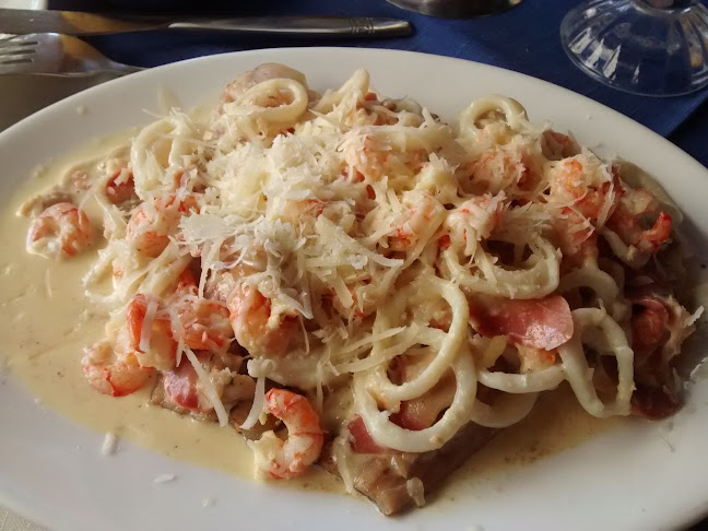 Comments and reviews of Horizonte Restorán ,San Pedro 120 caleta Higuerillas Concón