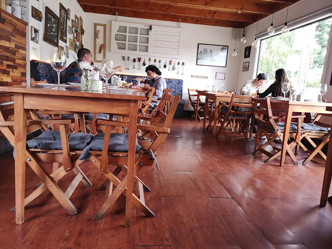 Reviews of Puerto Canelos in Valdivia - Gastronomía y hostelería
