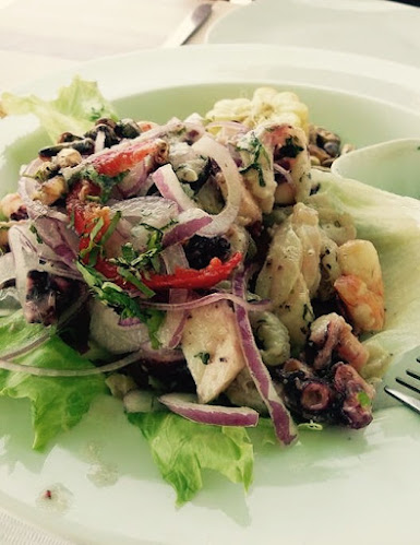 Comments and reviews of Antojos Restaurante a la carta mariscos y pescados