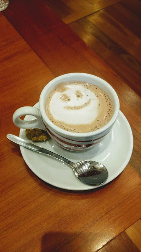 Cafe De Luis Phone number