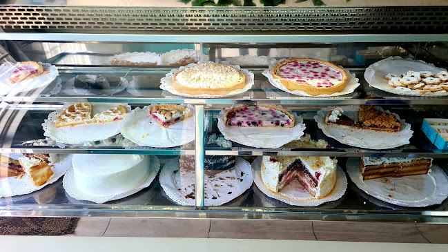 Av. Javiera Carrera 936, local 1, 4780000 Temuco, Araucanía