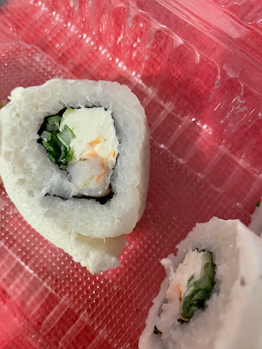 Opinii despre Fusion Pizza V/s Sushi Deliveri în Conchalí - Gastronomía y hostelería