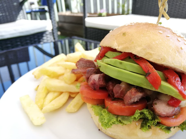 Club BBT Otra Resto Bar - Gastronomía y hostelería