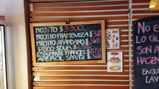 Café Francés Open Times
