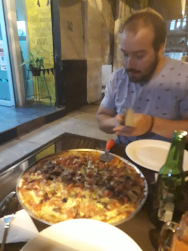 Alma Piizas y Crepes - Gastronomía y hostelería