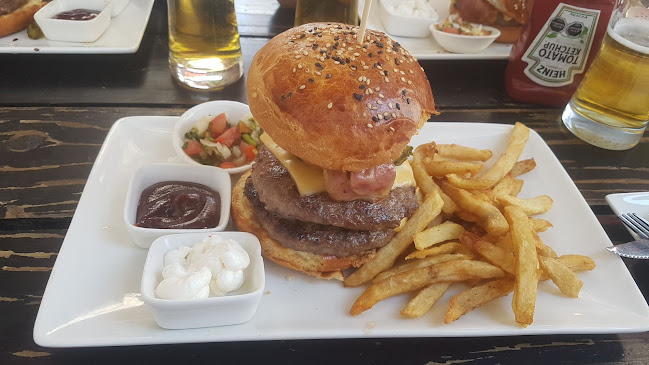 Comentarii opinii despre Level 152 Gamer Bar