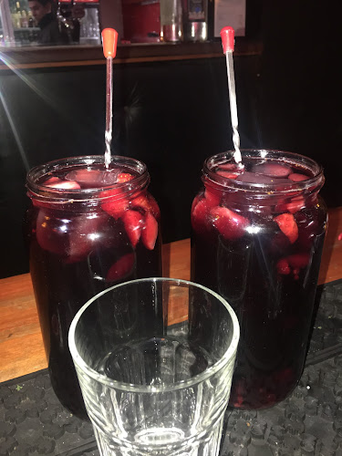 Taberna de la Pizza x Metro