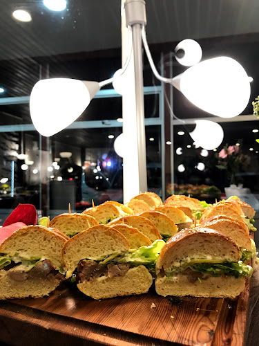 Ruta V-60 KM2 A 2 km de Aeropuerto El Tepual, Puerto Montt, Los Lagos