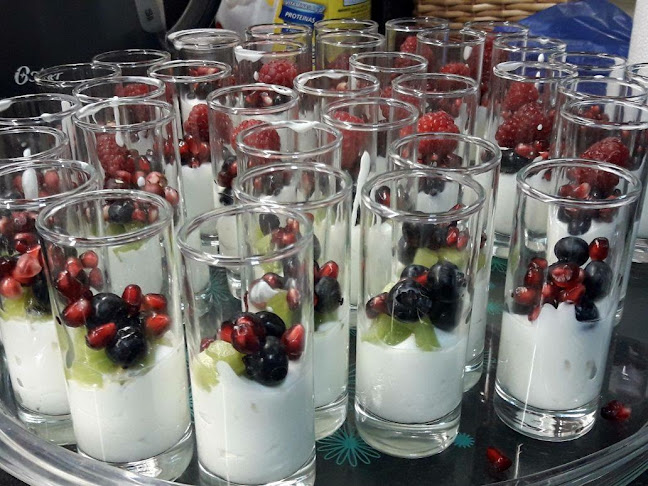 Opinii despre Chefs and catering Banquetería y producción de eventos în Colina - Gastronomía y hostelería