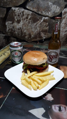 Gran Av. José Miguel Carrera 9785, 8020337 El Bosque, Región Metropolitana