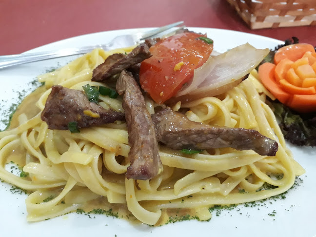 Gustos y Sabores - Estación Central