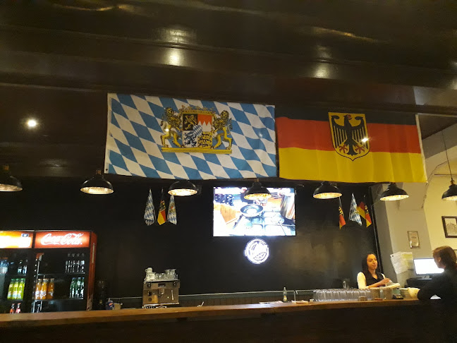 Opinii despre Fuente Alemana Bikenhaus în Los Angeles - Gastronomía y hostelería