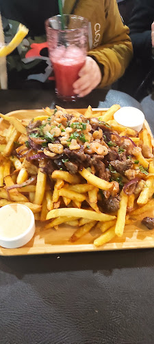 VIEJO SAMU´S RESTAURANT - Gastronomía y hostelería