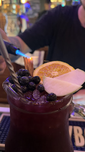 The Travellers Resto Bar - Gastronomía y hostelería