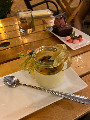 IL PAPARAZZO RISTORANTE & WINEBAR