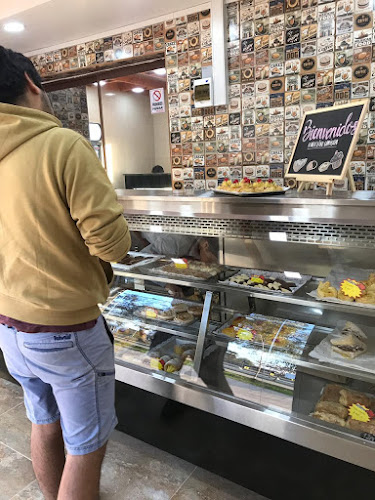 Pastelería Combarbalá - La Granja