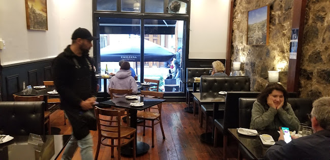 Comentarii opinii despre IL PAPARAZZO RISTORANTE & WINEBAR