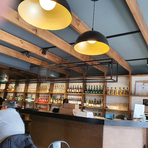 Mister Fish La Reina