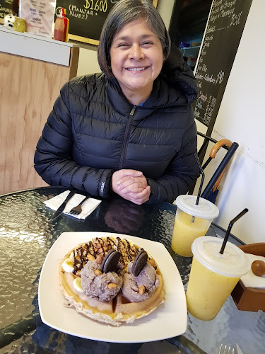 Casa del Waffle Curicó Open Times