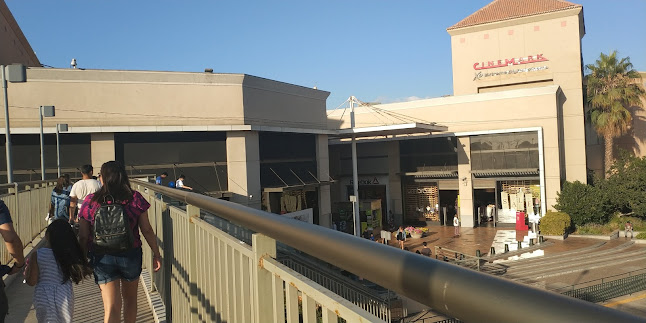 Comentarii opinii despre Starbucks Coffee