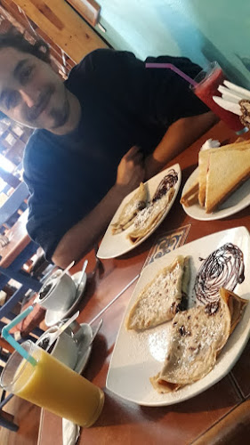 Comments and reviews of Café con Cuentos