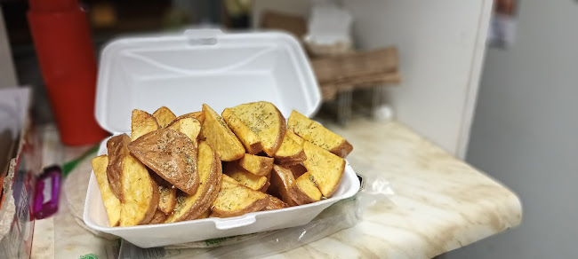 Reviews of La Pica De Galvarino in Cerro Navia - Gastronomía y hostelería