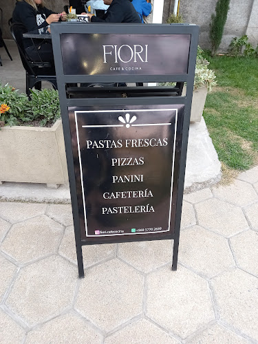 FIORI Cafe & Cocina