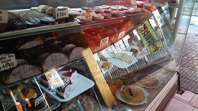 Comentarii opinii despre Panadería y Pastelería Pipes