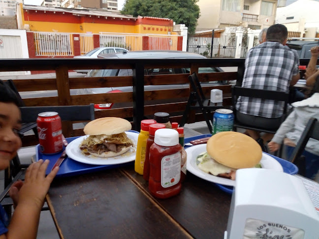 Comentarii opinii despre La Maestra Sanguchería