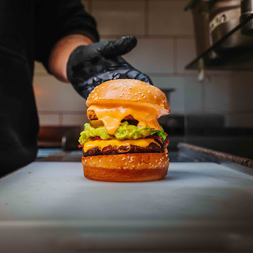 Comentarii opinii despre Gorilas