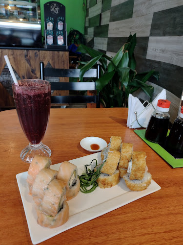 Akato Sushi Phone number