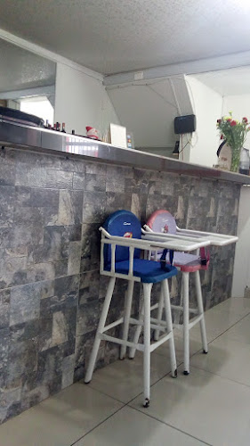 Peru Divinos Restaurant - Gastronomía y hostelería