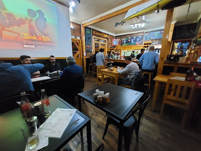 Base Camp Pizzeria - Gastronomía y hostelería