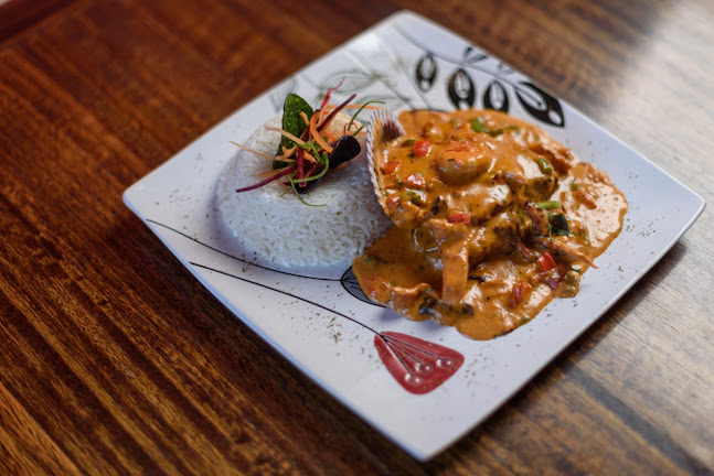 Syra Sushi y Sabores del Perú Phone number