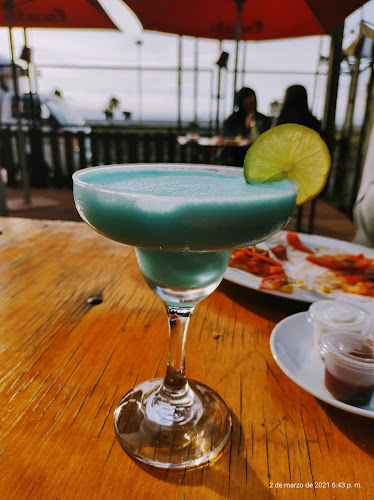 MADEROS BEACH BAR - Gastronomía y hostelería