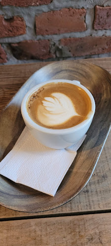 Comments and reviews of Intenzzo Coffee Roasters