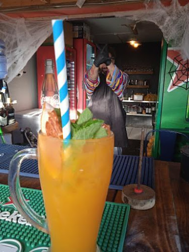 Araukasa Sanguches & Bar - Gastronomía y hostelería