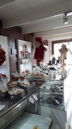 Pastelería y Panadería San Pedro - Villarrica