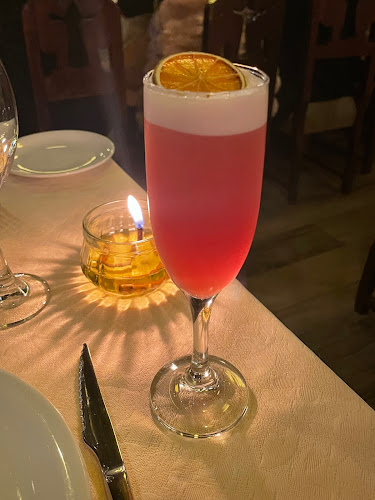 Av. Cristóbal Colón 5146, 7580214 Las Condes, Región Metropolitana