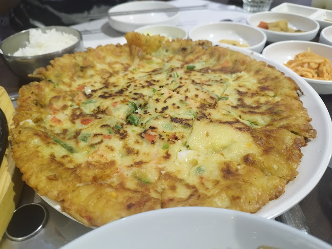 Restaurante HANURI - Recoleta