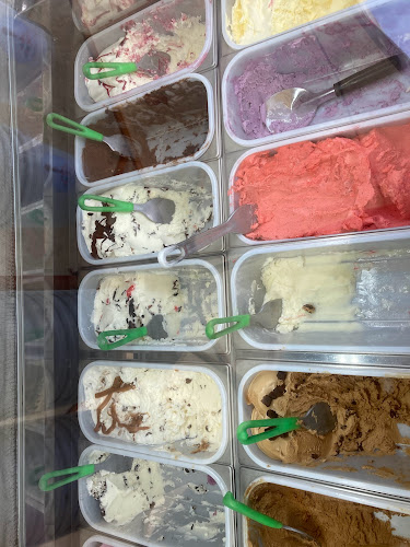 Comentarii opinii despre Gelato Pizpiretto