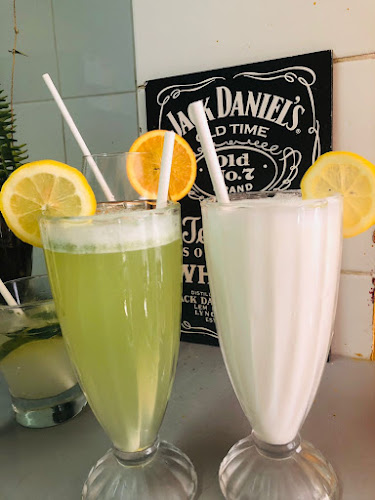 Mostaza Restobar Open Times